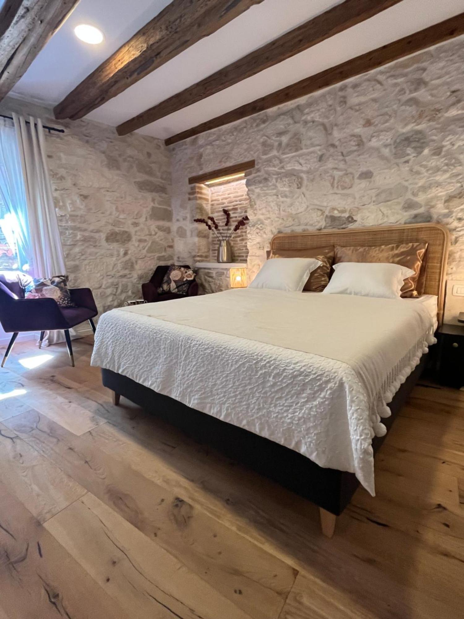 Casa Di Luna Rovigno Esterno foto
