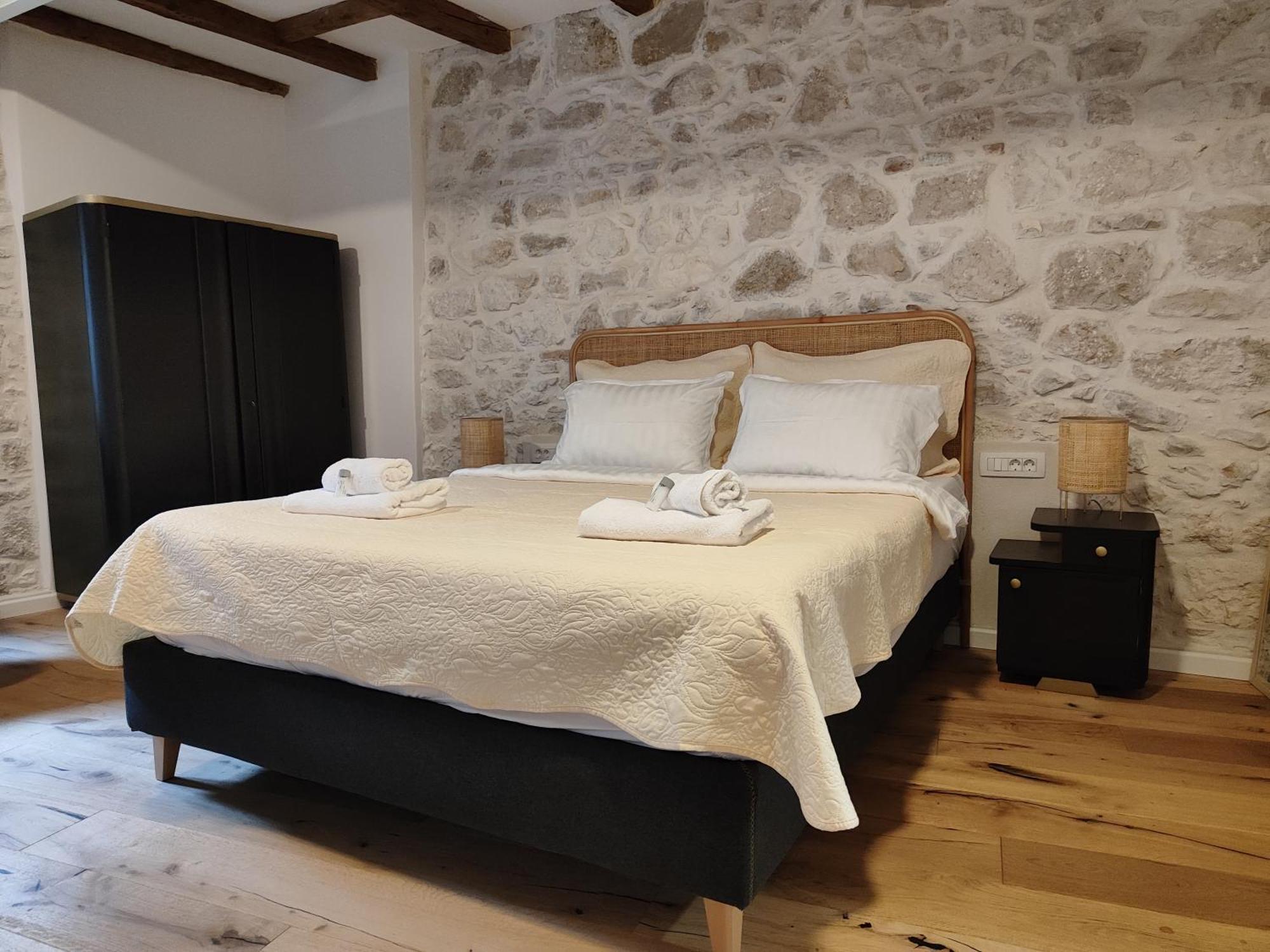 Casa Di Luna Rovigno Esterno foto