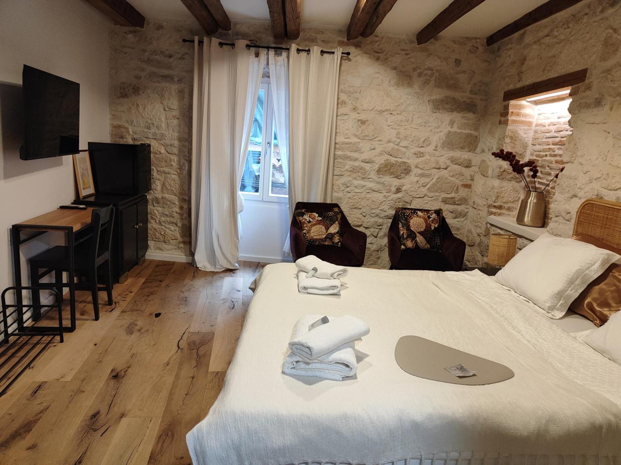 Casa Di Luna Rovigno Esterno foto